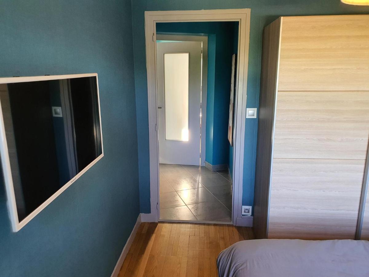 Studio Meuble Сен-Сир-о-Мон-д'Ор Екстериор снимка